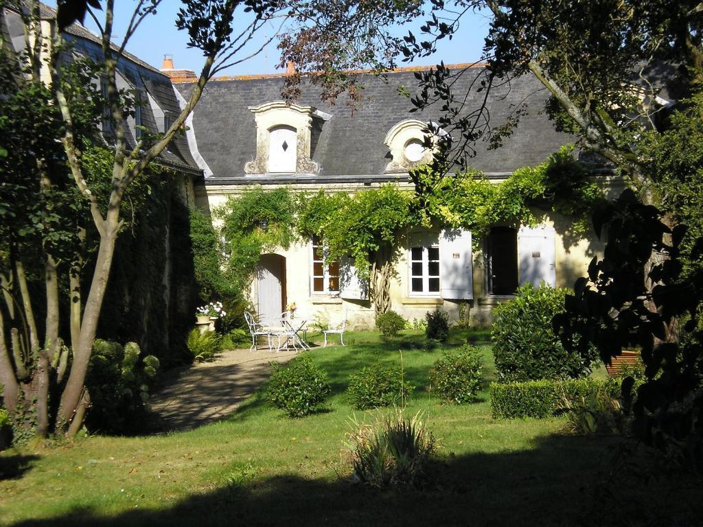 Manoir De Boisairault Bed & Breakfast Le Coudray-Macouard Exterior photo
